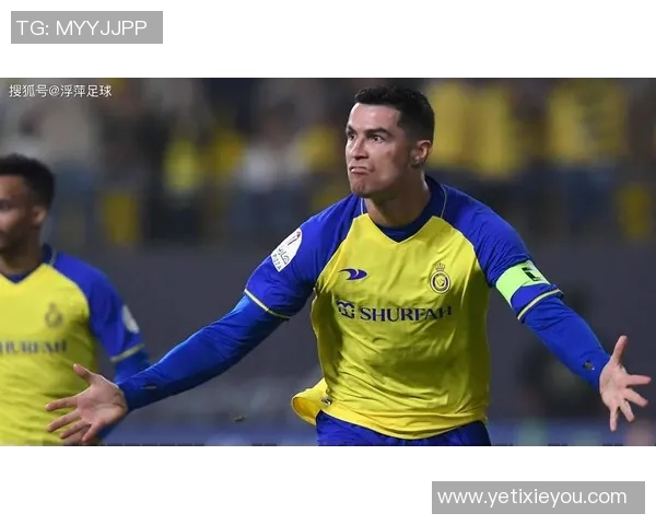 《足坛巨星揭密幕后生活 球场外的心路历程与成长故事》