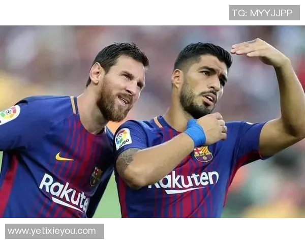 挑战极限!带你走进足球卡实体店的拆卡之旅,探索藏品背后的精彩故事 挑战极限!带你走进足球卡实体店的拆卡之旅,探索藏品背后的精彩故事